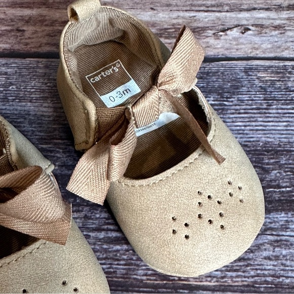 Carter's Baby Girl Tan Ribbon Mary Jane Crib Shoes - Picture 7 of 8